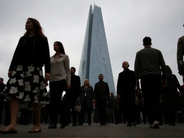 UK Unemployment Plummets to 4.9% in February, Defying Market Predictions