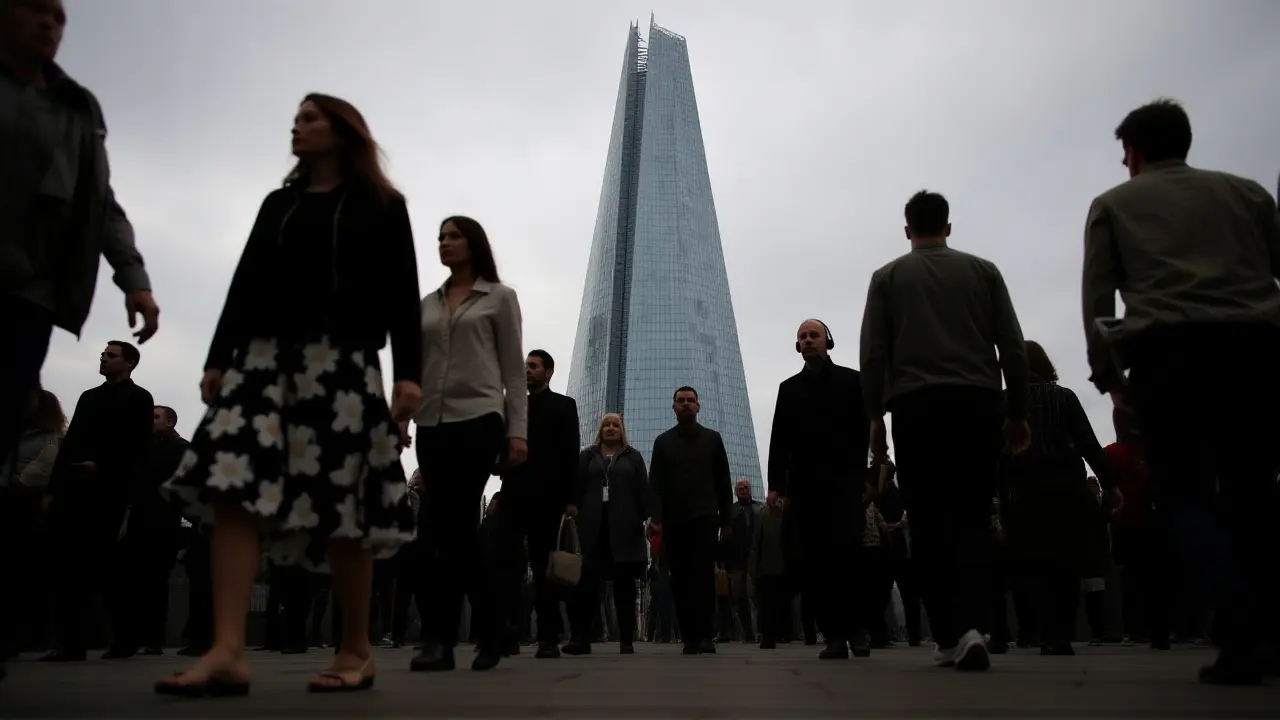 UK Unemployment Plummets to 4.9% in February, Defying Market Predictions